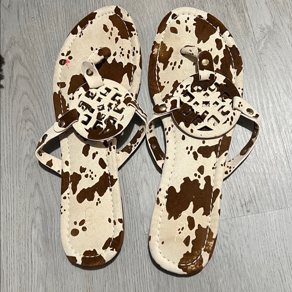 Cato size 9 brown cow print sandals - Picture 4 of 5